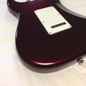 Fender American Stratocaster 2015 Bordeaux Metallic with Case image 3