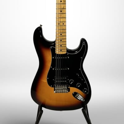 Fender Standard Stratocaster with Maple Fretboard 2006 60th Anniversary Year Brown Sunburst image 2