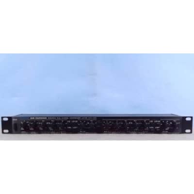 Alesis 3630 Dual-Channel Compressor / Limiter with Gate | Reverb