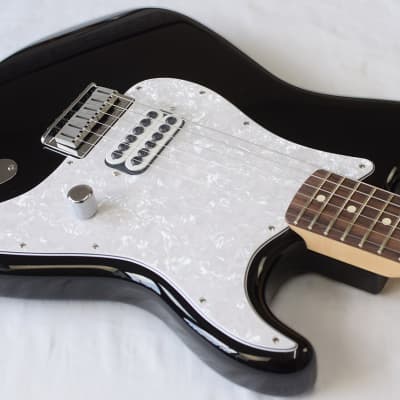 Fender Stratocaster Tom Delonge LTD Black image 9