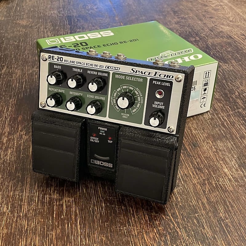 Boss RE-20 Space Echo