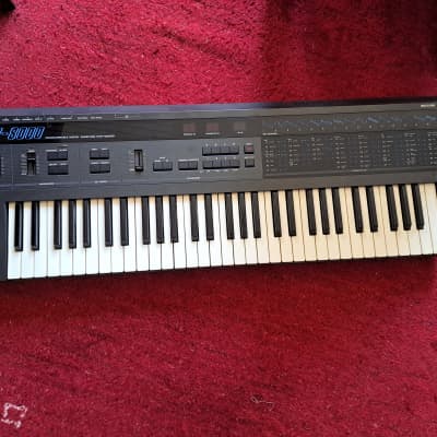 Korg DW 8000 80s digital-analog synth