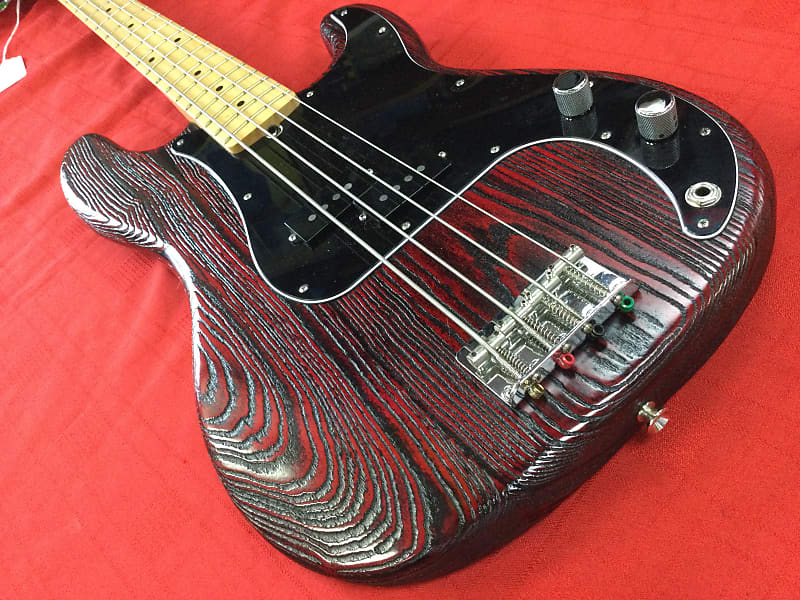 Fender American Special Precision Bass USA Limited Edition Sandblasted Ash