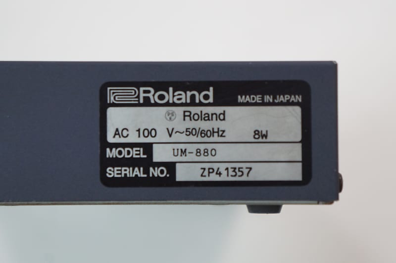 Edirol UM-880 Roland 8 IN / 8 OUT USB MIDI Interface Patcher 100 