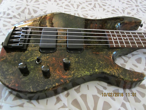 Hamer Chaparral  5 String Bass USA  1992 Iridescent Reverse Headstock W/Original Case image 1