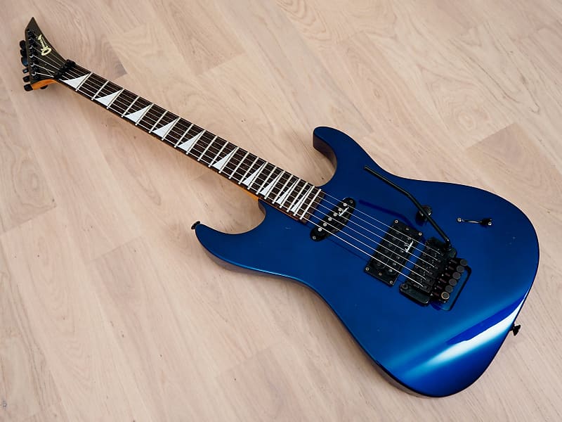 希少】Charvel DK-80-SH Dinky エレキギター チャーベル 希少】Charvel