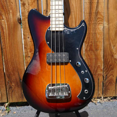G&L USA Fullerton Deluxe Fallout Bass 30-inch Short Scale 3-Tone Sunburst  4-String Bass w/Bag NOS image 5