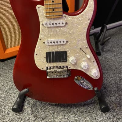 Fender Highway One Stratocaster with Maple Fretboard 2003 Crimson Red Transparent image 2