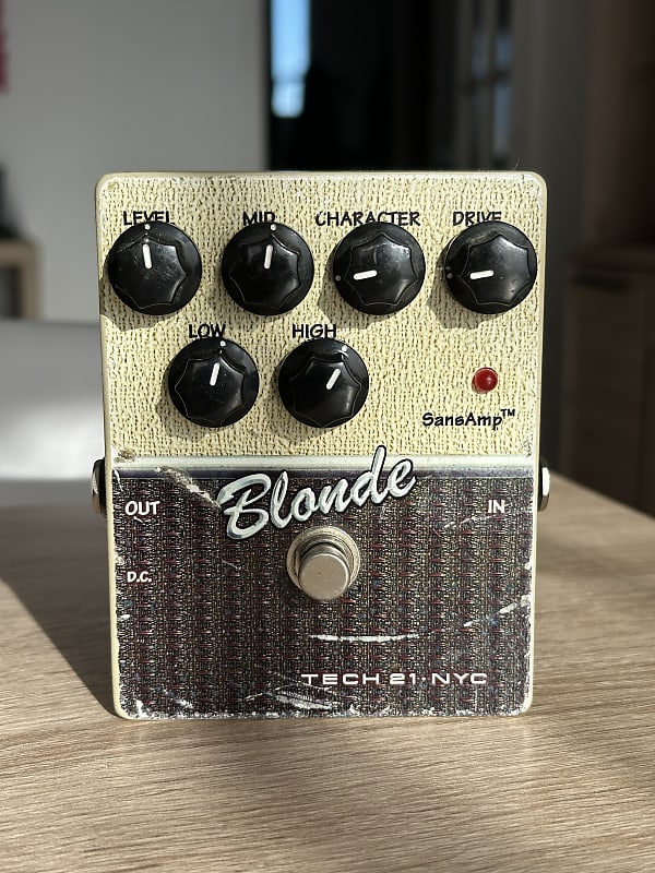 TECH 21 Blonde エフェクター Tech 21: Blonde Deluxe - Demo - YouTube