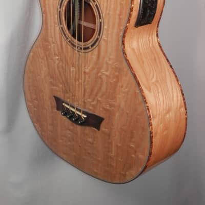 Dean Exotica Quilt Ash Gloss Natural Left-Handed Acoustic Electric Bass DEMO *Blemish image 4