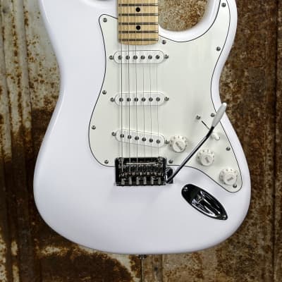 Fender Player Stratocaster Polar White 2022 (Used) image 1