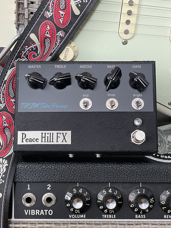 Peace Hill FX TRJM Tube Preamp Black Paisley “Authorized Peace Hill FX TRJM Tube Preamp Black Paisley “Authorized