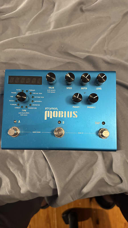 Strymon Mobius