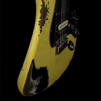 Fender Custom Shop Empire 67 Super Stratocaster Heavy Relic - Graffiti Yellow over Black #12017 image 6