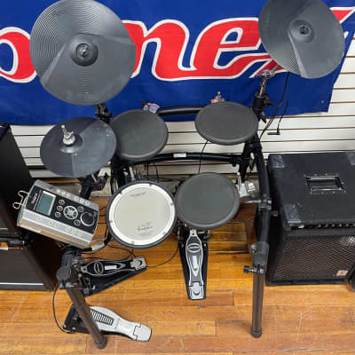 Roland TD-9 Electronic Drum Kit (5-piece setup)