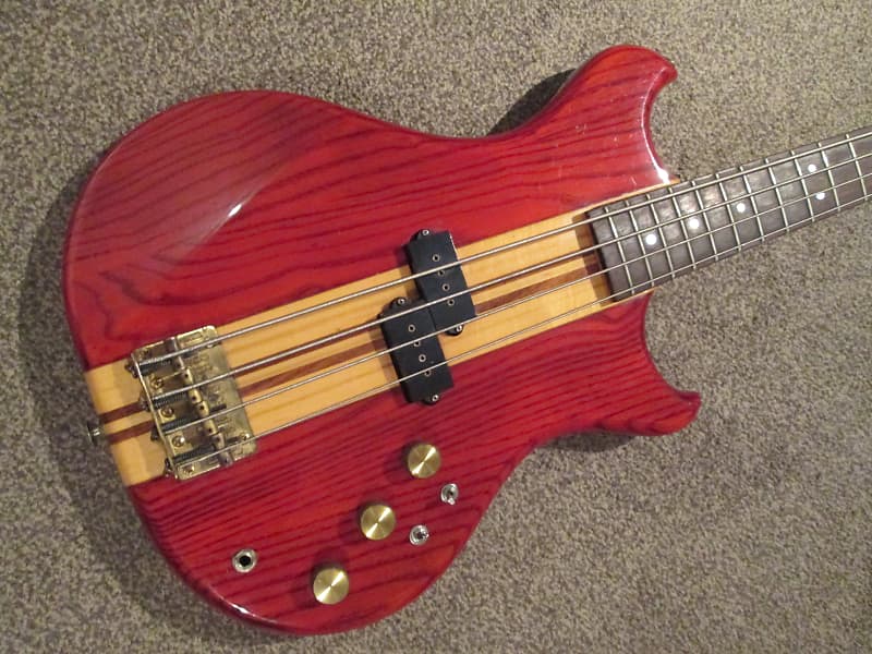 Westone Thunder 1A bass 1982 red image 1