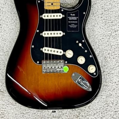 FENDER VINTERA '70s STRATOCASTER - Retour au vintage