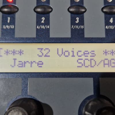 Waldorf Q blue Keyboard - 32 voices!! - includes rare 16 voice expansion