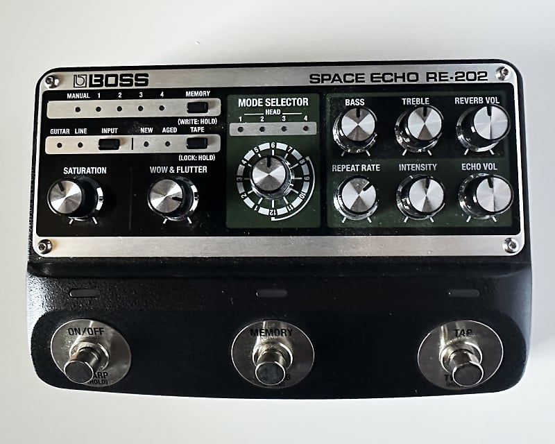 Boss RE-202 Space Echo