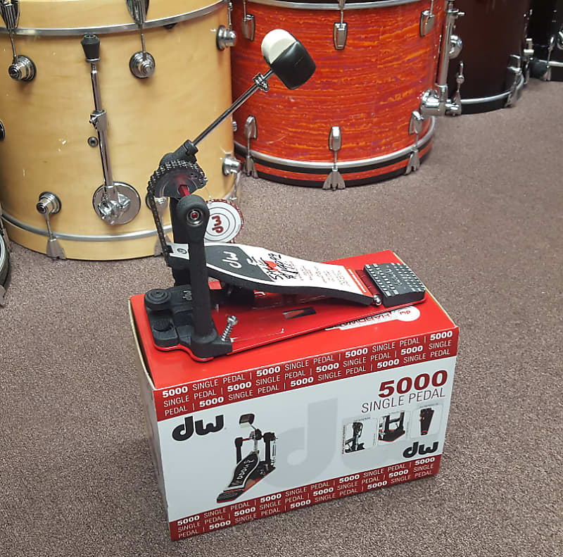 DW 5000AD4  Brand new / warranty -Accelerator model double chain Bass Drum Pedal Free shipping image 1