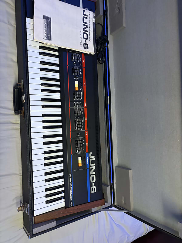 マリンゴールド] Roland JUNO-6 Roland Juno-6 61-Key Polyphonic