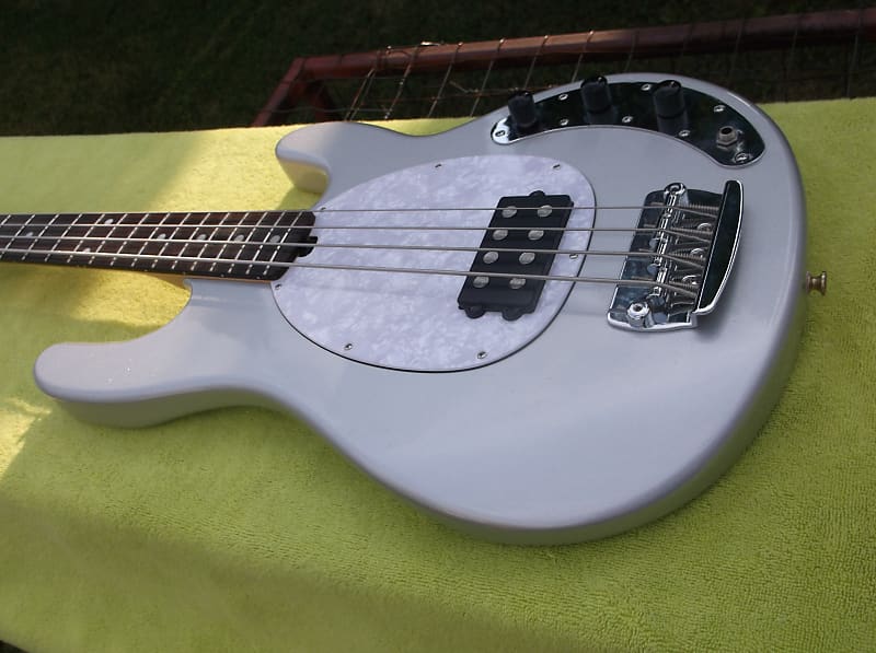 ベース OLP ERNIE BALL StingRay BASS OLP by Ernie Ball MM2 Stingray 4 -
