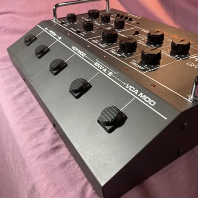 MINT 1980s Roland GR-33B Analog Bass Synthesizer DEMO VIDEO! G-33 G-77 G-88 G33 G77 G88 Basses GR33B image 4
