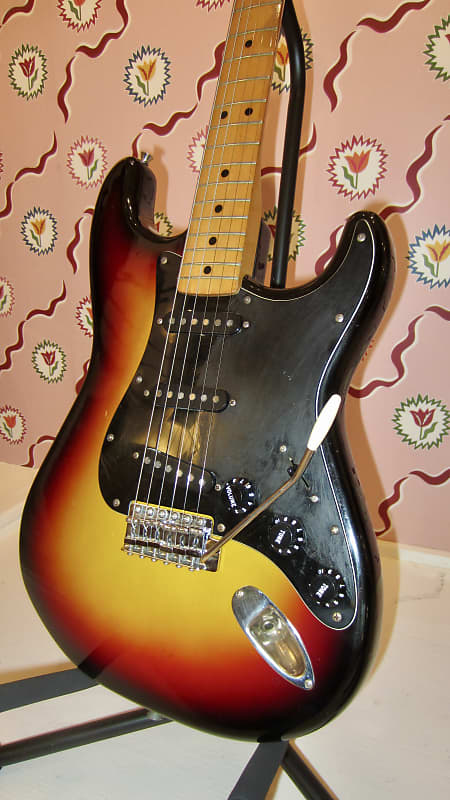 Tokai Silver Star 1981年製 ヴィンテージ エレキギター Tokai SILVER STAR ~Metallic Blue~ 1981年製 ソニックス特価