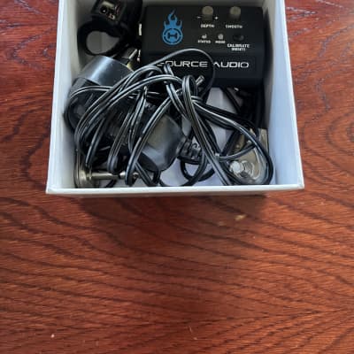 Source Audio Hot Hand 3 Universal Wireless Effects Controller | Reverb