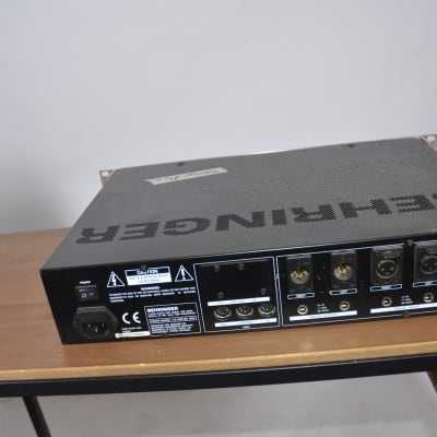 Behringer Ultra-Curve Pro DSP8024 Digital 24-Bit Dual DSP Mainframe  Equalizer and Multi-Effect