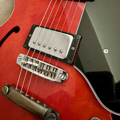 Epiphone Riviera 1975 - 1984 | Reverb Canada