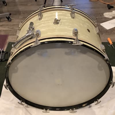 WFL 26 inch bass drum 1950s - White Marine Pearl image 3