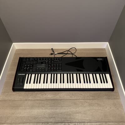 Access Virus TI 61-Key Digital Synthesizer 2000s Black