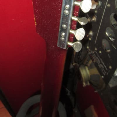 ~1964 Silvertone Model 1457 Amp In Case Faux Redburst Sparkle image 6
