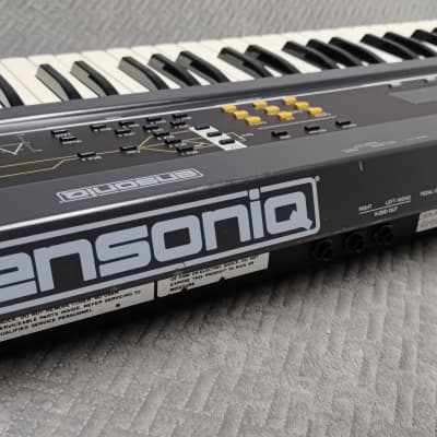 Ensoniq ESQ-1 Wave Synthesizer ✅ Catrige+SQX20 Expander Catrige+ Hardcase + New Battery✅RARE from ´80s✅ Professional Synthesizer✅ Cleaned & Full Checked ✅ image 4