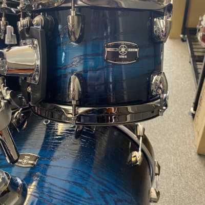 Yamaha Live Custom Hybrid Oak UZU Ice Sunburst 4pc Drum Set image 4