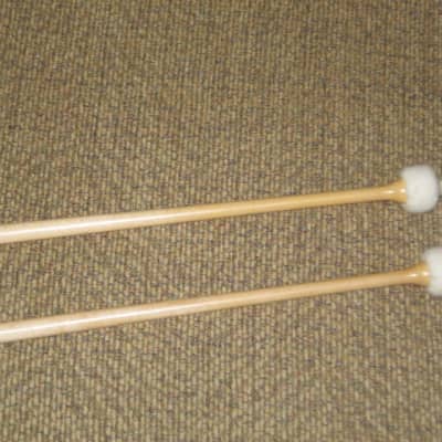 ONE pair new old stock (each felt head has a few small round impressions) Regal Tip 603SG (GOODMAN # 3) TIMPANI MALLETS,General - hard inner core covered w/ 3 layers of felt / rock hard maple handles (Produces good round tone & rhythmical articulation) image 5