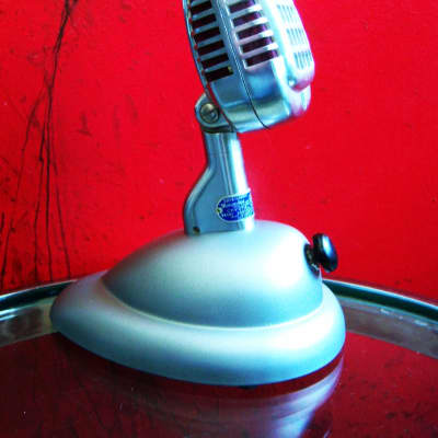 Vintage 1940's Shure 737A crystal super cardioid microphone w period S-36 desk stand PROP DISPLAY image 8