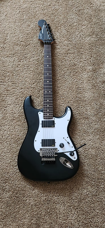 Squier contemporary active stratocaster on sale hh flat black