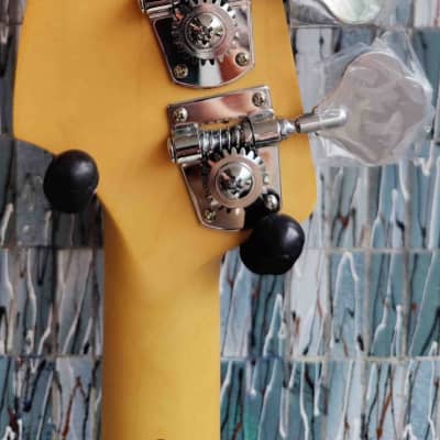 Fender Player Precision Bass, Pau Ferro Fingerboard, Sea Foam Green image 6