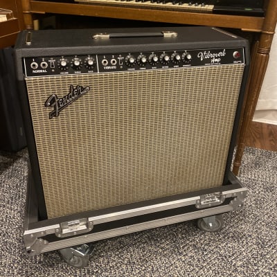 Fender Vibroverb Custom Built Amplifier with Road Case for sale