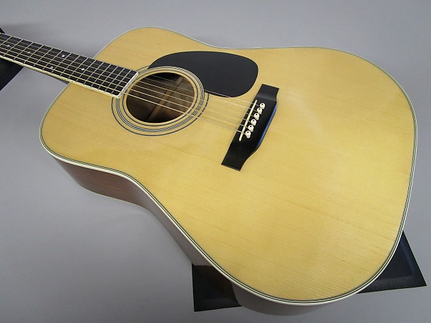 Yamaki YW-20 Acoustic Guitar Natural