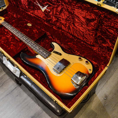 Fender Custom Shop '59 Precision Bass Journeyman Relic - 3-Color Sunburst image 10