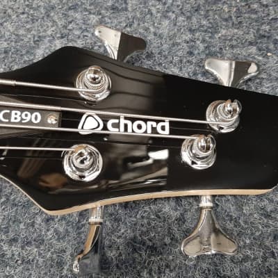 Chord 4 String CCB90 Bass Guitar, Gloss Black, 174.400 image 12