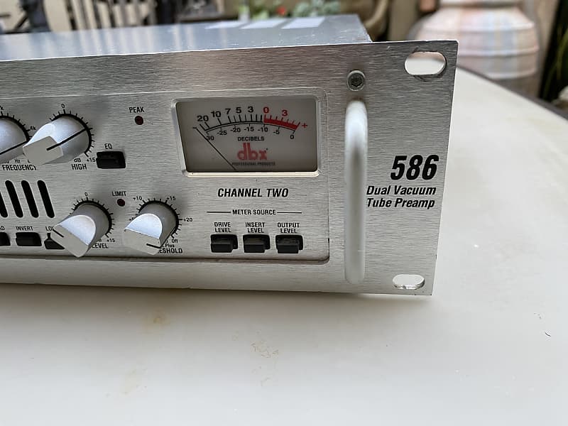 dbx 586 2-Channel Vaccuum Tube Preamplifier 1990s - Silver image 1