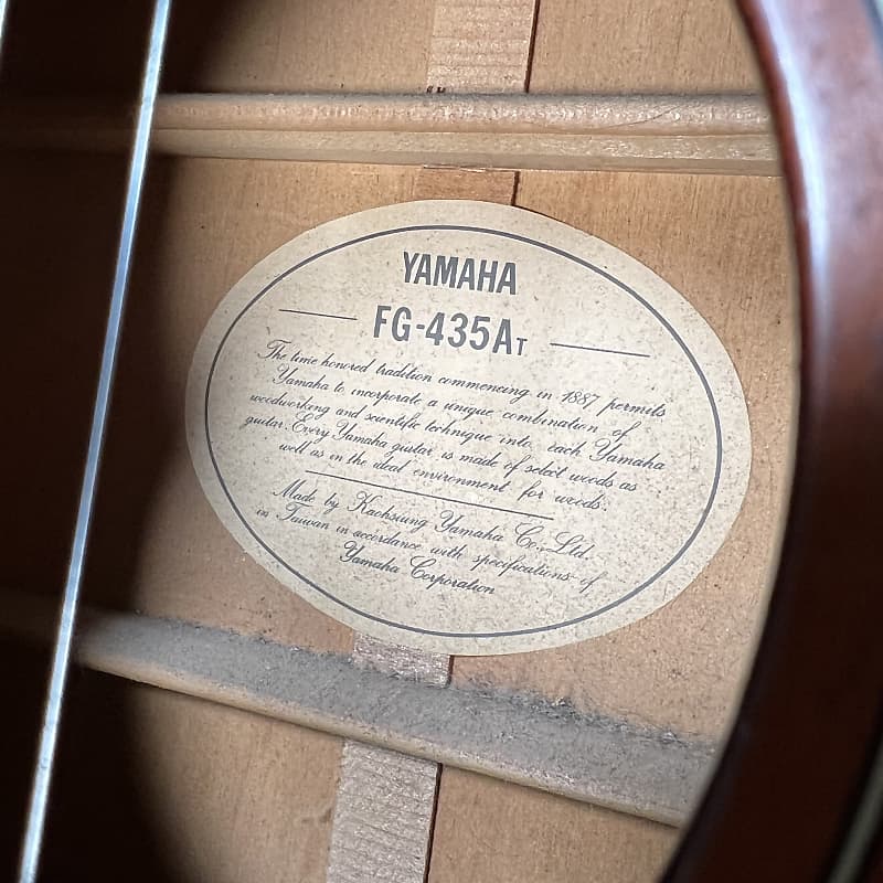 Yamaha FG-435A 6 String Acoustic Guitar with Case (RM 2