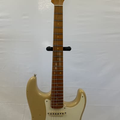 Fender 2018 NAMM LTD 1957 Strat 2018 - Aged Desert Sand, Journeyman Relic image 4