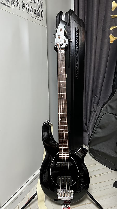 2016 Ernie Ball Music Man Bongo 4 HS Black | Reverb