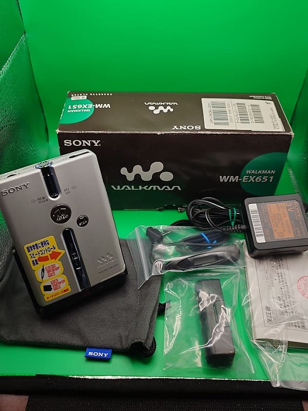 NEW IN BOX FULLY SERVICED Sony Wm-ex651 cassette walkman silver & blue in  box