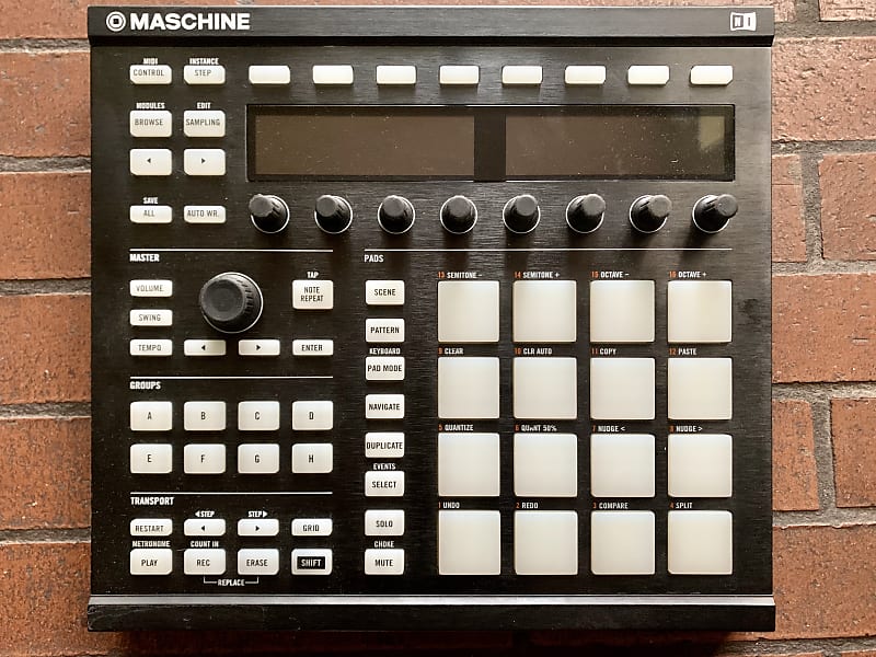 Native Instruments Maschine MKII Groove Production Control Surface with Software image 1